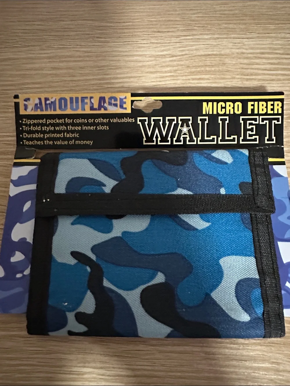 NWT Kids Blue Camouflage Trifold Wallet DM Merchandising Camo